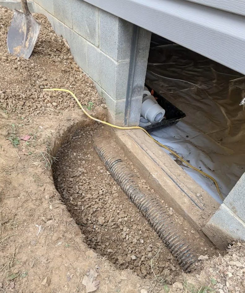 Crawl space access with excavation outside